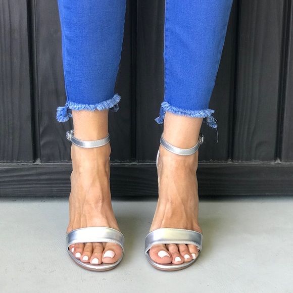 NIB Metallic Barely There Strap Block Heel Sandal - Picture 4 of 7